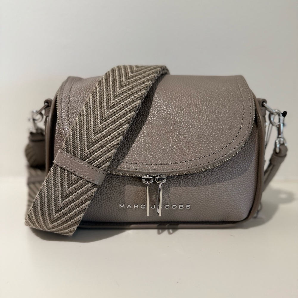 NWT Marc Jacobs concrete mini messenger